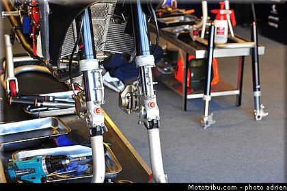 pit_lane_et_paddock_motogp_2013_san_marino_misano_adriatico_0066.jpg