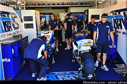 pit_lane_et_paddock_motogp_2013_san_marino_misano_adriatico_0070.jpg