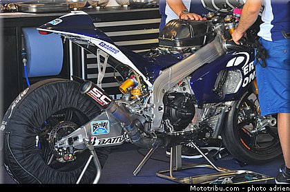 pit_lane_et_paddock_motogp_2013_san_marino_misano_adriatico_0079.jpg