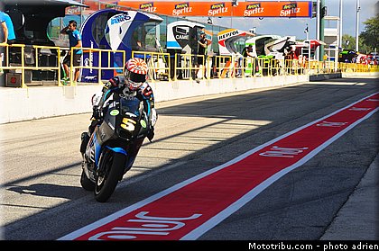 pit_lane_et_paddock_motogp_2013_san_marino_misano_adriatico_0083.jpg