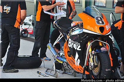 pit_lane_et_paddock_motogp_2013_san_marino_misano_adriatico_0091.jpg