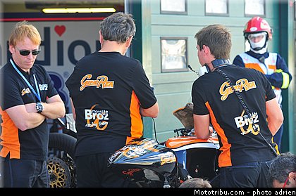 pit_lane_et_paddock_motogp_2013_san_marino_misano_adriatico_0093.jpg