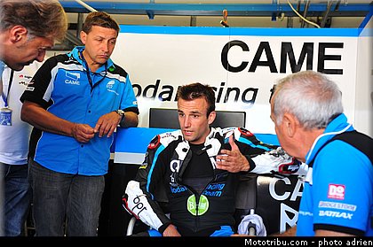 pit_lane_et_paddock_motogp_2013_san_marino_misano_adriatico_0108.jpg