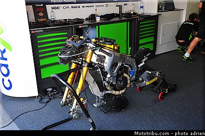 pit_lane_et_paddock_motogp_2013_san_marino_misano_adriatico_0110.jpg