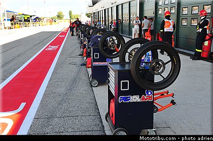 pit_lane_et_paddock_motogp_2013_san_marino_misano_adriatico_0113.jpg