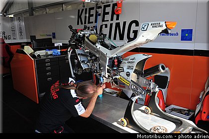 pit_lane_et_paddock_motogp_2013_san_marino_misano_adriatico_0116.jpg