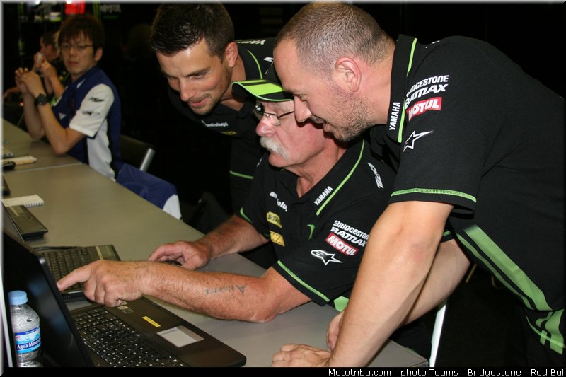 motogp_crutchlow_023_saint_marin_misano_adriatico_2013