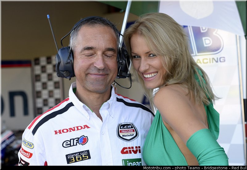 motogp_pitbabe_001_saint_marin_misano_adriatico_2013