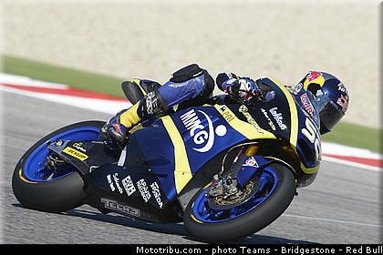 moto2_kent_004_saint_marin_misano_adriatico_2013.jpg