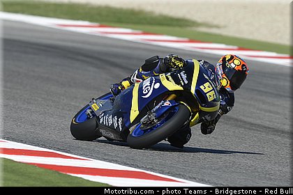 moto2_rossi_003_saint_marin_misano_adriatico_2013.jpg
