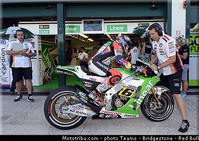 motogp_bradl_006_saint_marin_misano_adriatico_2013.jpg
