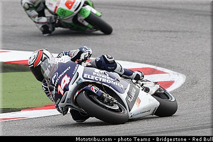 motogp_de_puniet_011_saint_marin_misano_adriatico_2013.jpg