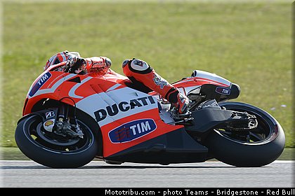 motogp_hayden_007_saint_marin_misano_adriatico_2013.jpg