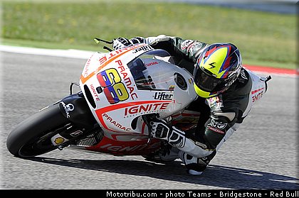motogp_hernandez_003_saint_marin_misano_adriatico_2013.jpg