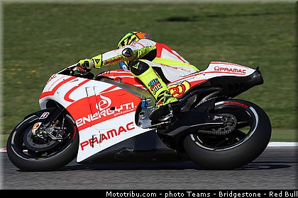 motogp_iannone_003_saint_marin_misano_adriatico_2013.jpg