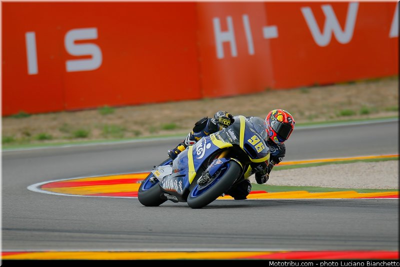 moto2_rossi_002_espagne_aragon_motorland_2013