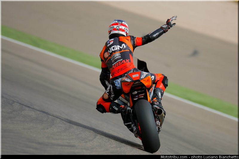 motogp_edwards_002_espagne_aragon_motorland_2013