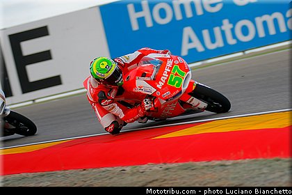 moto2_granado_001_espagne_aragon_motorland_2013.jpg