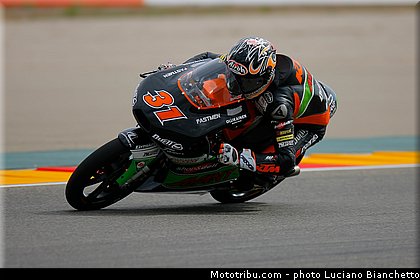 moto3_ajo_002_espagne_aragon_motorland_2013.jpg