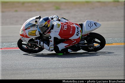moto3_oettl_002_espagne_aragon_motorland_2013.jpg