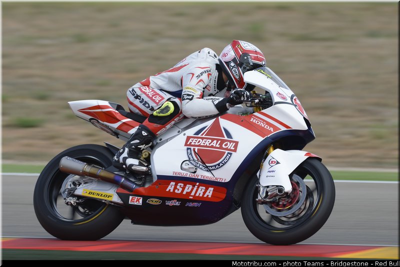 moto2_pradita_0027_espagne_aragon_motorland_2013