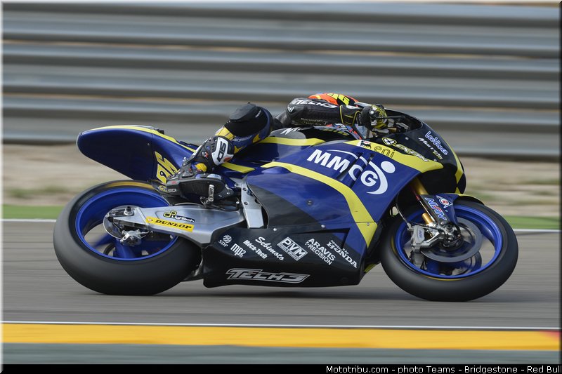 moto2_rossi_0009_espagne_aragon_motorland_2013