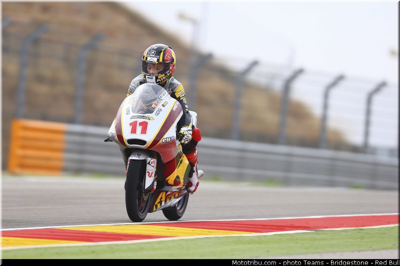 moto3_loi_0008_espagne_aragon_motorland_2013