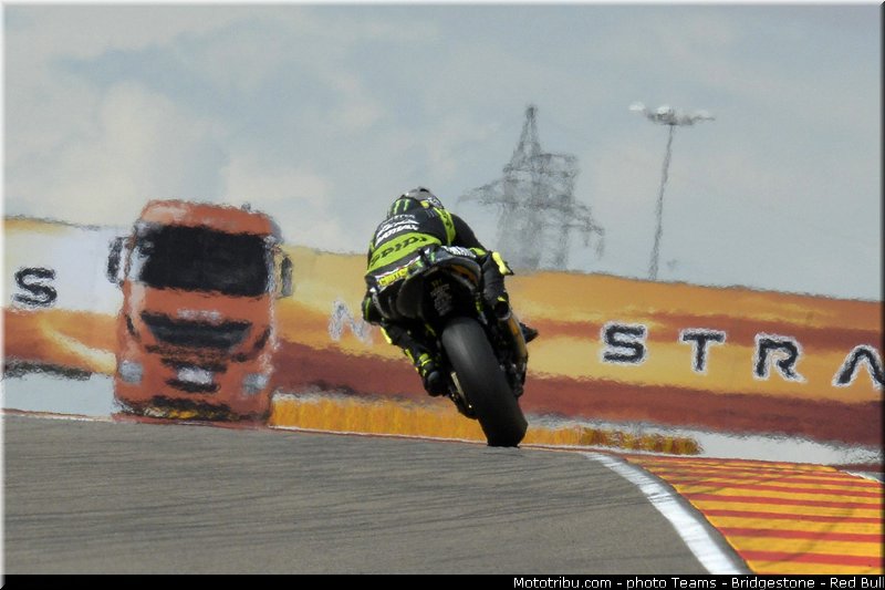 motogp_crutchlow_0021_espagne_aragon_motorland_2013