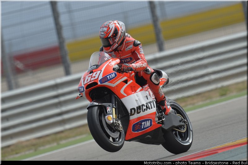 motogp_hayden_0001_espagne_aragon_motorland_2013