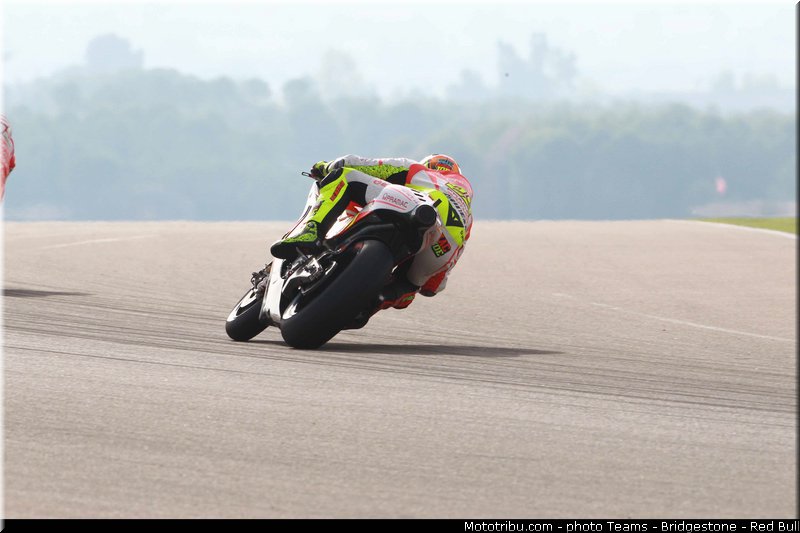motogp_iannone_0002_espagne_aragon_motorland_2013