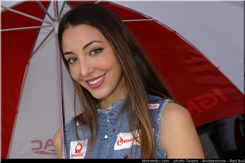 motogp_pitbabe_0030_espagne_aragon_motorland_2013