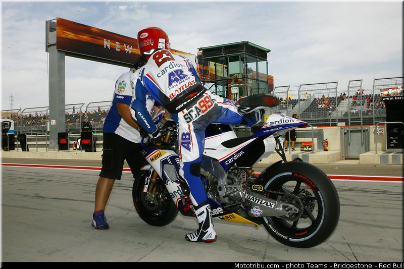 motogp_scassa_0003_espagne_aragon_motorland_2013