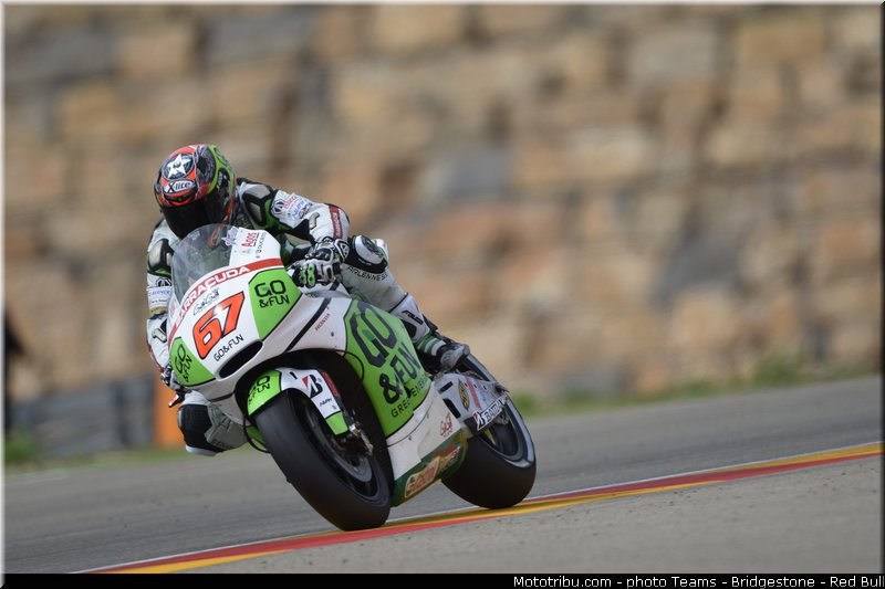 motogp_staring_0014_espagne_aragon_motorland_2013