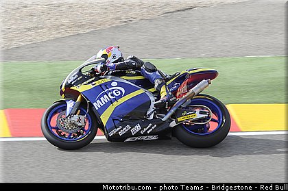 moto2_pons_0001_espagne_aragon_motorland_2013.jpg