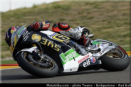 motogp_bradl_0017_espagne_aragon_motorland_2013.jpg