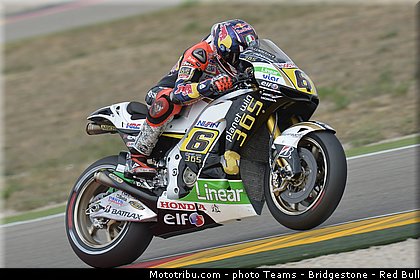 motogp_bradl_0035_espagne_aragon_motorland_2013.jpg