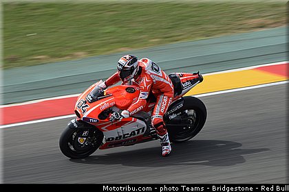 motogp_dovizioso_0010_espagne_aragon_motorland_2013.jpg