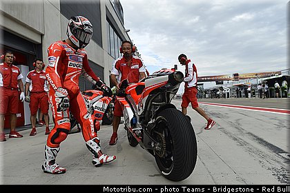 motogp_dovizioso_0027_espagne_aragon_motorland_2013.jpg