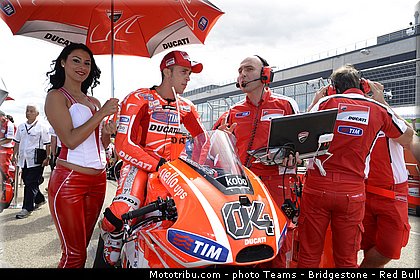 motogp_dovizioso_0032_espagne_aragon_motorland_2013.jpg