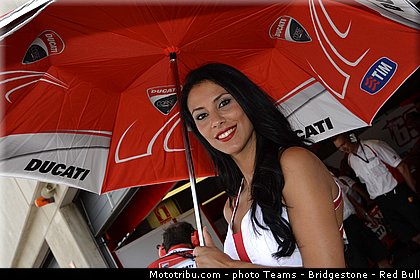 motogp_pitbabe_0033_espagne_aragon_motorland_2013.jpg