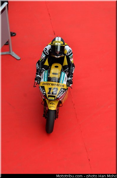 moto2_luthi_002_malaisie_sepang_2013