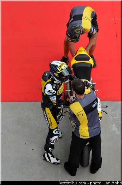 moto2_luthi_003_malaisie_sepang_2013