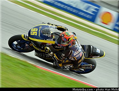 moto2_rossi_004_malaisie_sepang_2013.jpg