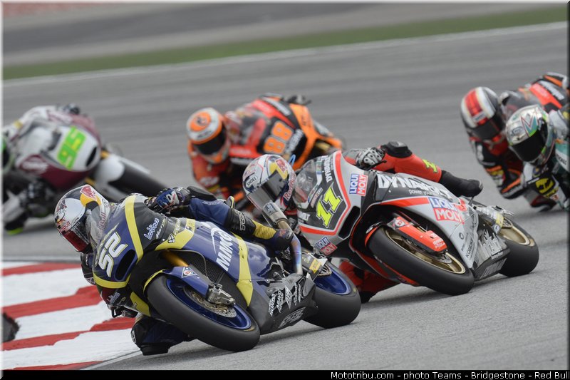 moto2_012_malaisie_sepang_2013