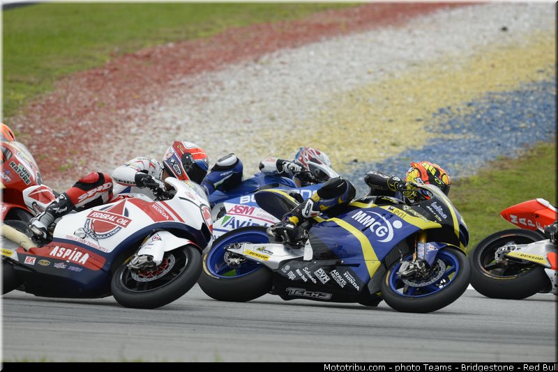 moto2_017_malaisie_sepang_2013
