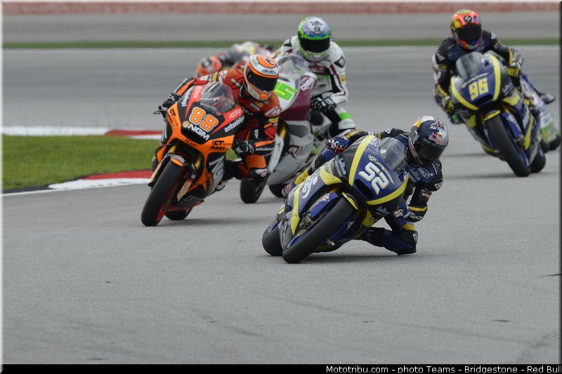 moto2_019_malaisie_sepang_2013