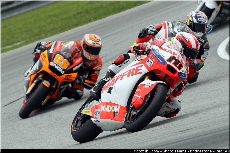 moto2_034_malaisie_sepang_2013