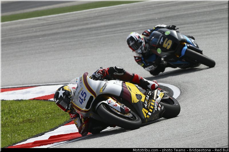 moto2_040_malaisie_sepang_2013