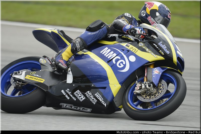 moto2_kent_003_malaisie_sepang_2013