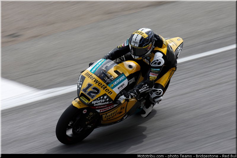 moto2_luthi_010_malaisie_sepang_2013